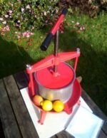 Cross beam fruit press with stainless steel basket 9l - cast iron xbeam