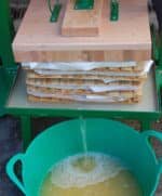 Vigo Manual Rack & Cloth Cider Press - 5