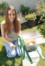 Manual Apple Crusher with Heavy Flywheel, Stainless Steel Hopper and Cutting Blades - size