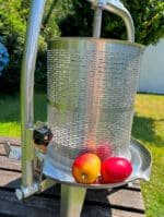 All-stanless steel crossbeam cider press, apple press, fruit press (14 litre) - basket All-stanless steel crossbeam cider press, apple press, fruit press (14 litre) - basket